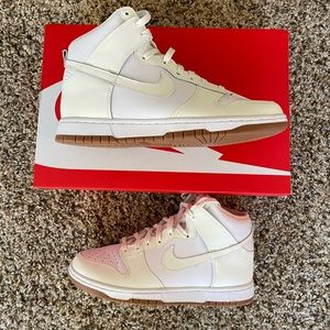 NEVER WORN Women’s Nike High Dunk Sail Gum Size 9.5W/8M
